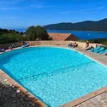 Grand F2 Clim Wifi Lave Linge Vue Piscine A Pied *