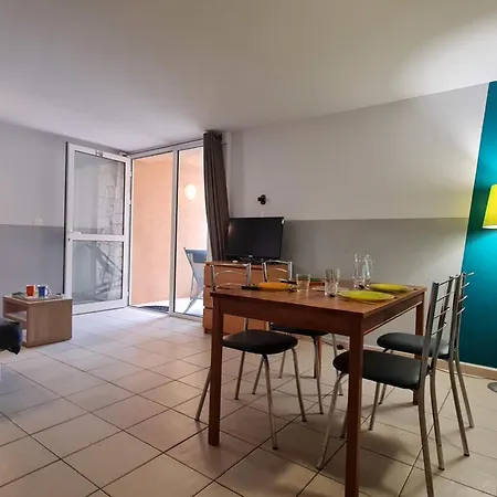 Grand F2 Clim Wifi Lave Linge Vue Piscine A Pied Apartament *