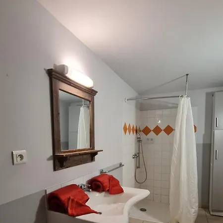 Apartament Grand F2 Clim Wifi Lave Linge Vue Piscine A Pied