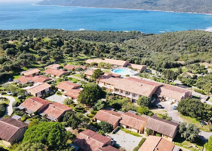 Grand F2 Clim Wifi Lave Linge Vue Piscine A Pied * Serra-di-Ferro (Corsica)