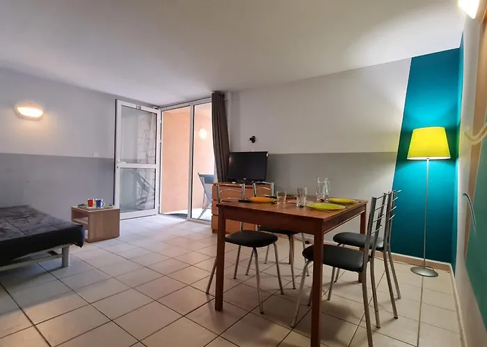 Grand F2 Clim Wifi Lave Linge Vue Piscine A Pied Appartement *