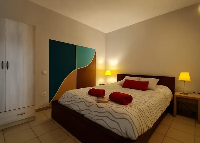 Grand F2 Clim Wifi Lave Linge Vue Piscine A Pied